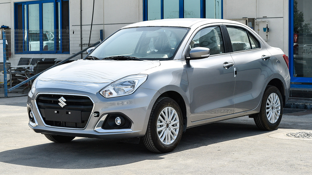 Suzuki Dzire GLX Silver: Stylish Elegance and Efficient Performance