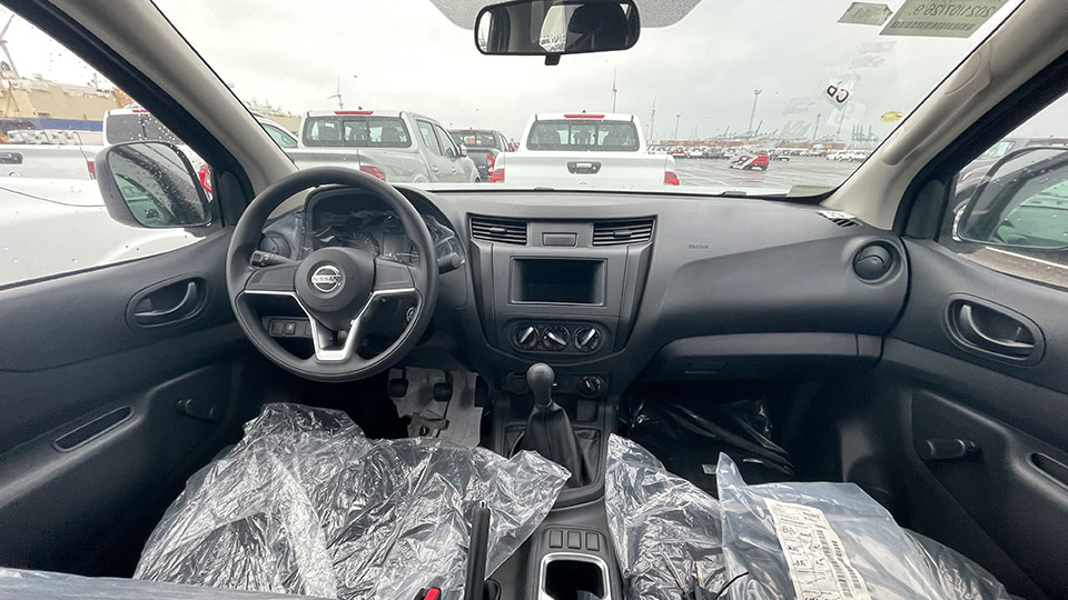 Nissan Navara XE+ 4X4 Safety Pack