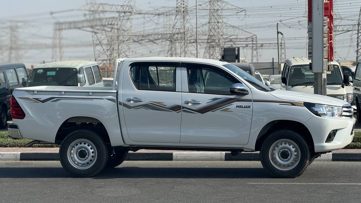 Toyota Hilux Mid